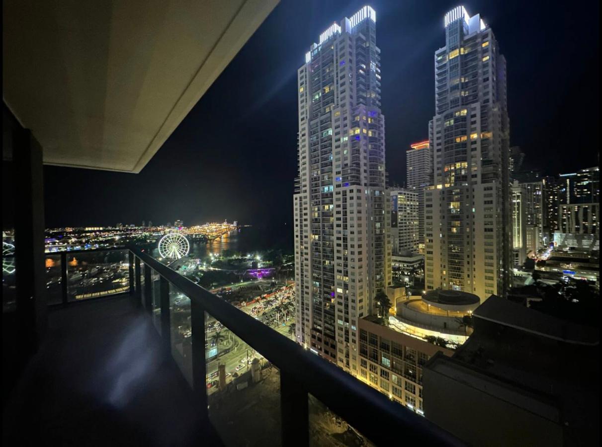 Beautiful Downtown Ocean View. Daire Miami Dış mekan fotoğraf